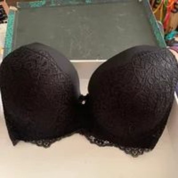 Black Lace Underwire Bra - 36D
